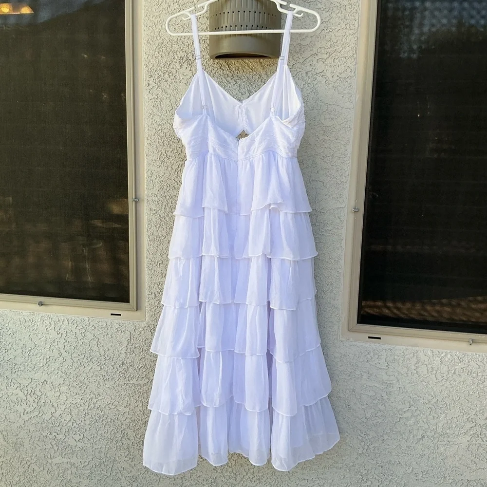 NWOT Lulu’s Poised Impression White Tiered Ruffled Cutout Midi Dress Large Party